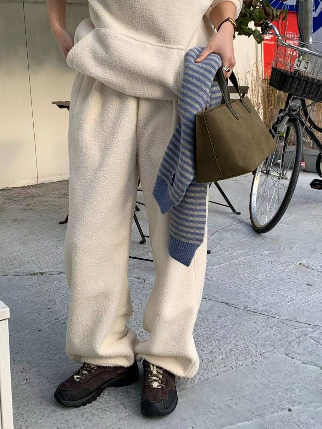 image_8D6C437C-3291-49E0-B4EC-22CDD9DB43A9_1763919552