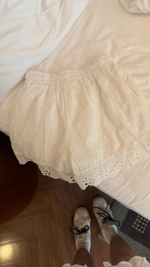 A1D22E6B-2A62-44EC-9BF6-FCE5FBF7BBA2