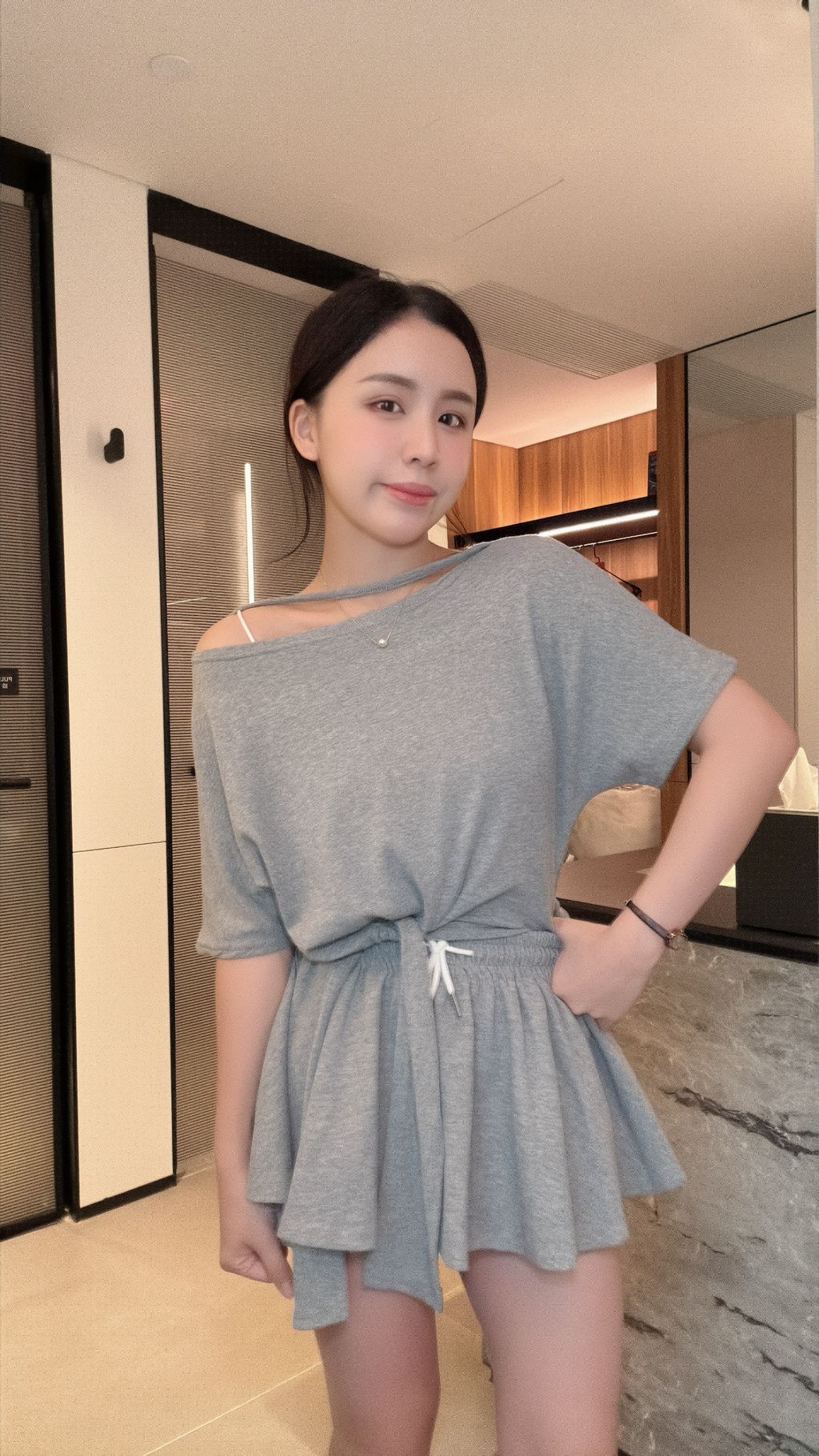 3C10BB6D-6B0D-4AFA-BB72-D14A2EEB4240