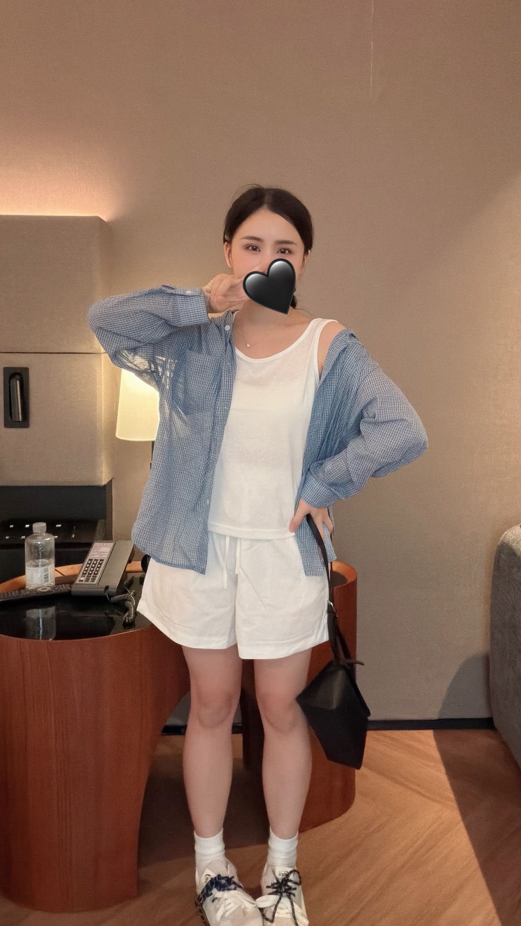 E59AC478-7163-4735-8DC7-80AC2E4D1A48