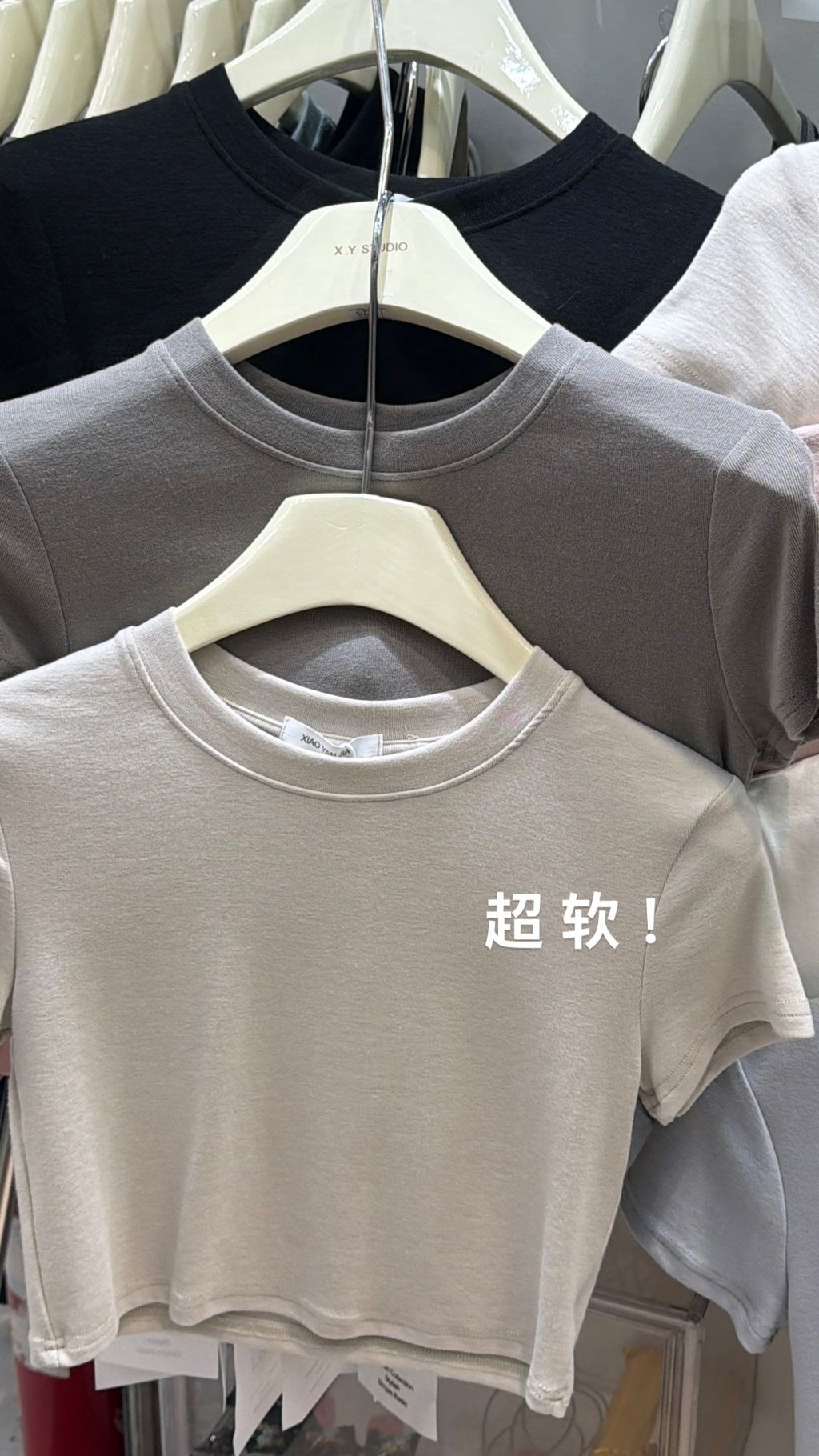 F79BEDB1-16E0-4BBA-B682-9F387193A83C