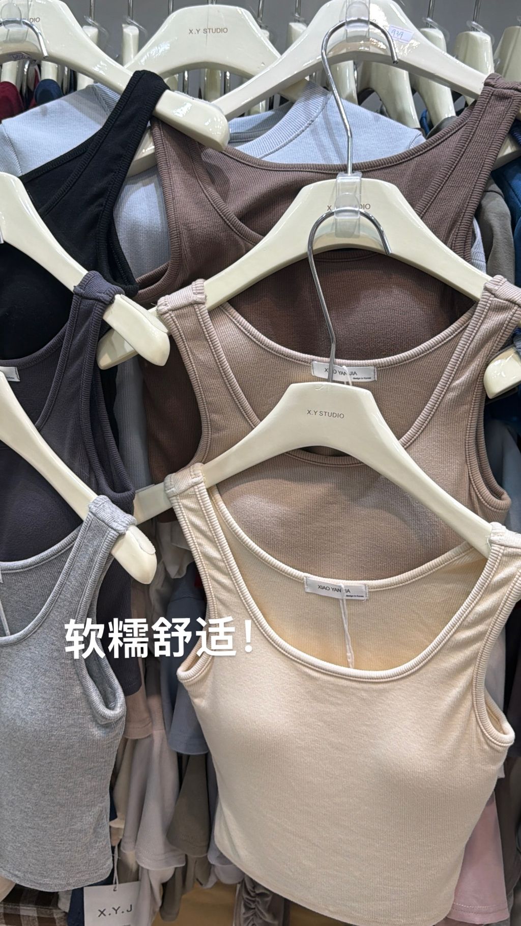 62D086BA-945B-47AB-834F-27C25C061897