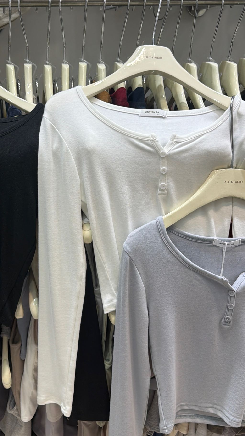 CB0EDDEC-3CE0-43FF-A1AE-F5A31977BF49