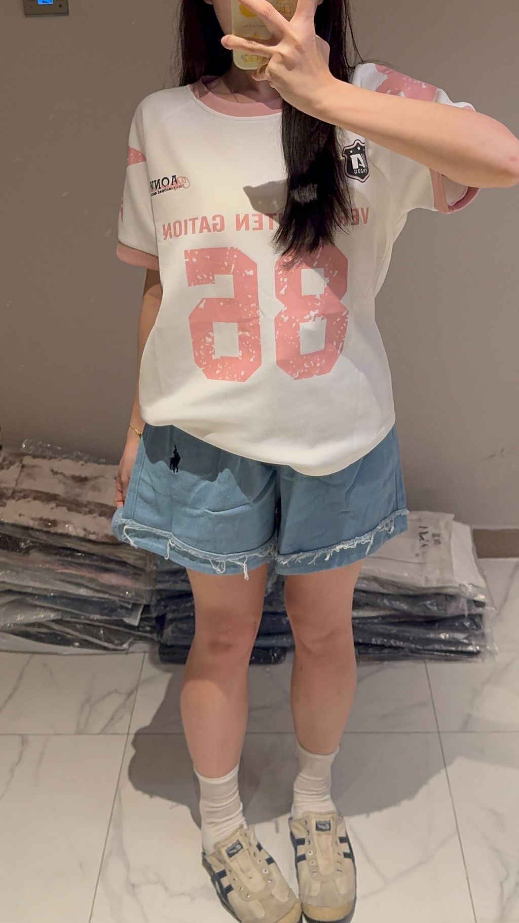 BB8B4490-3A95-43F2-A17A-3897C7D68708