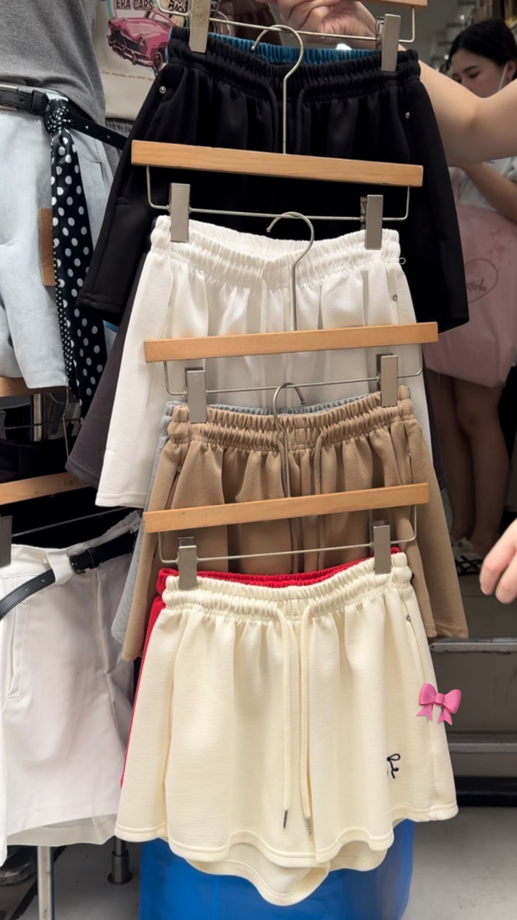 AE9C0211-DF9C-4302-AFDF-FCEC1D0EF2C9