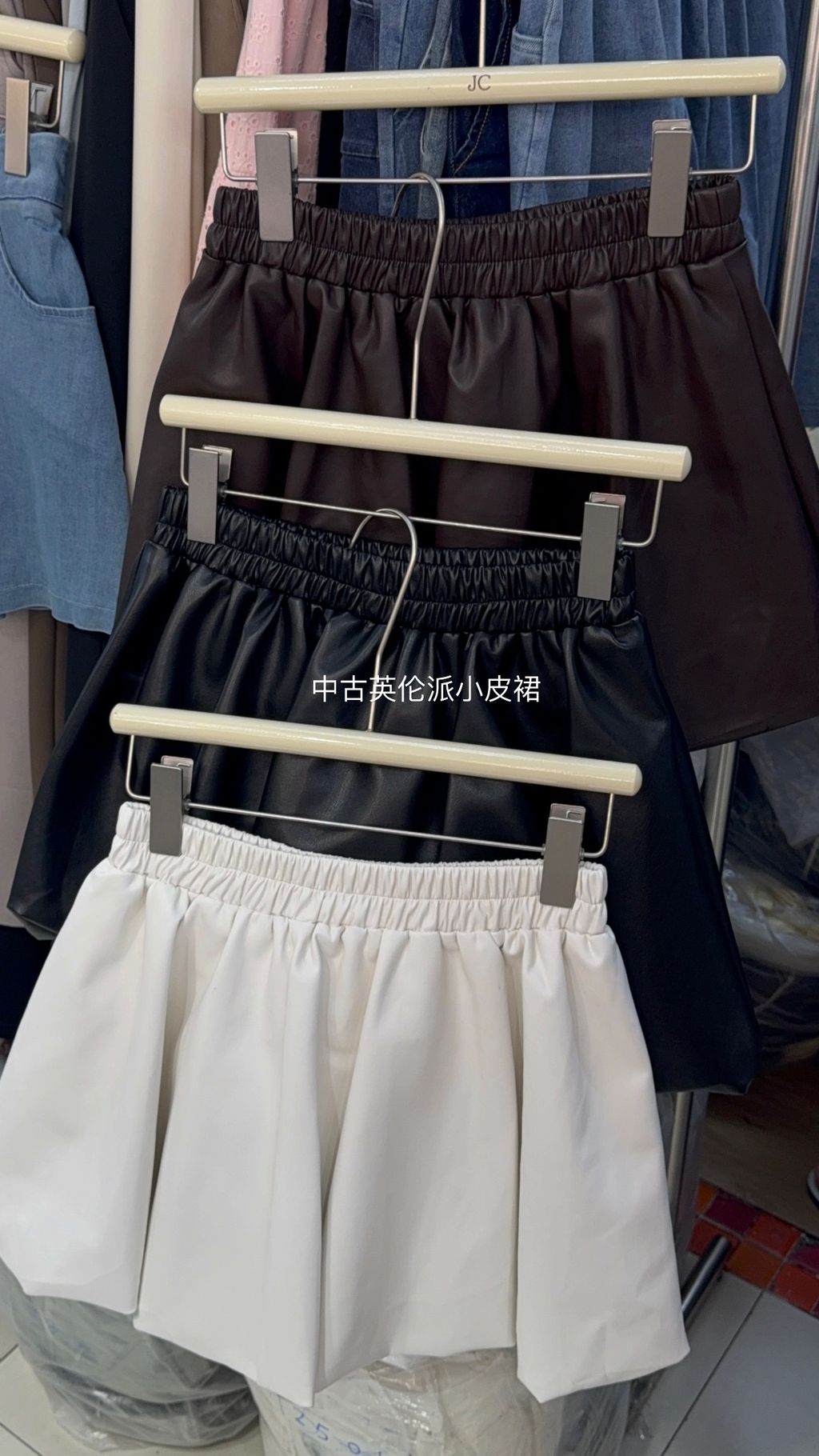 1CD9134B-9AAA-45C3-B783-F59459C16775