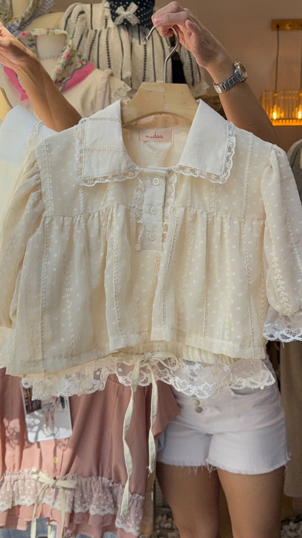 0A4D557C-4F96-400F-9954-94AC1122C9A0