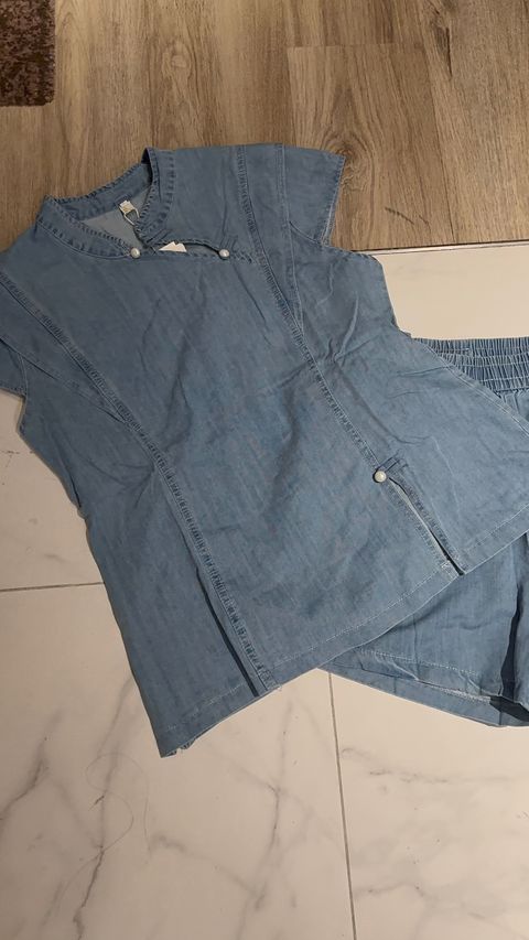 A882C1CD-1C14-4C40-9501-1CF1D7B761A5