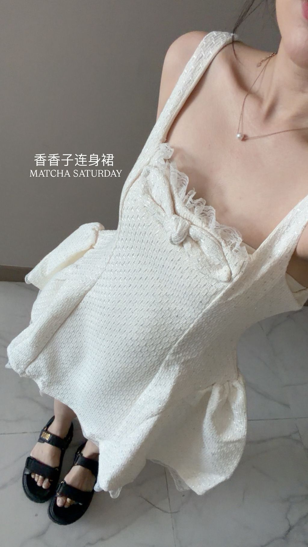 72D6DEA3-BB4C-4A48-BEA3-7351D90E4C74