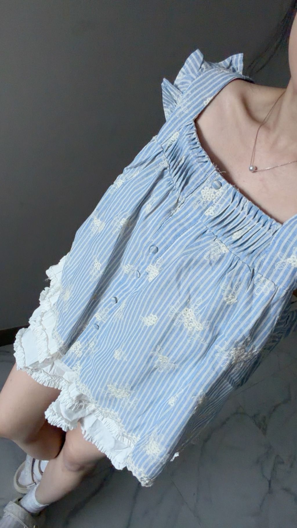 F45A03E5-753C-40BB-823E-E552D4B2BAA1