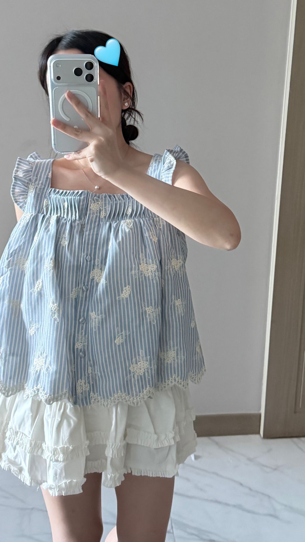 0EF4F18E-F4AA-425B-AAFF-1CC4E8DFCA26