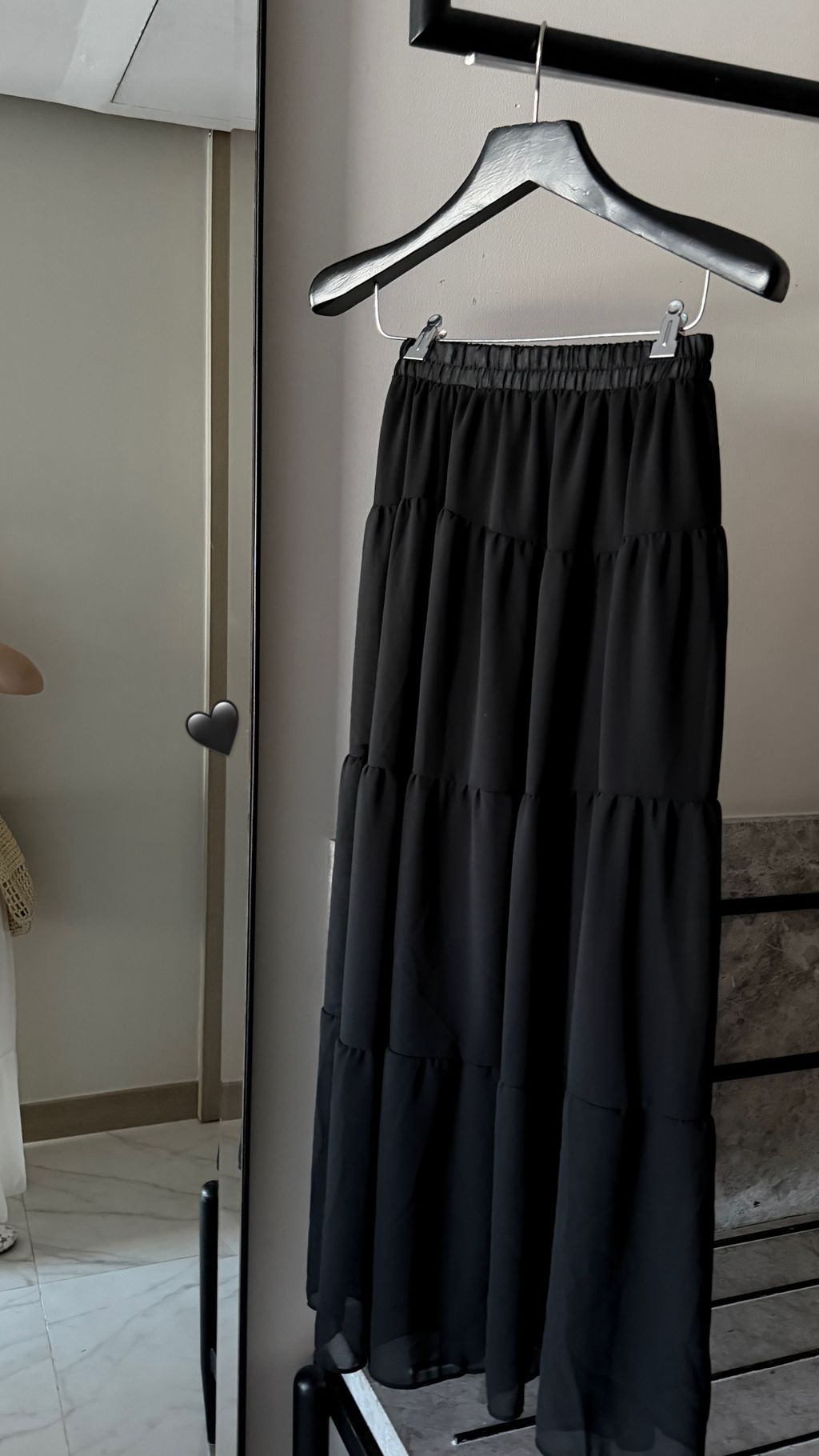 26A340D1-2C27-4C66-B4E8-8C98C156D67E