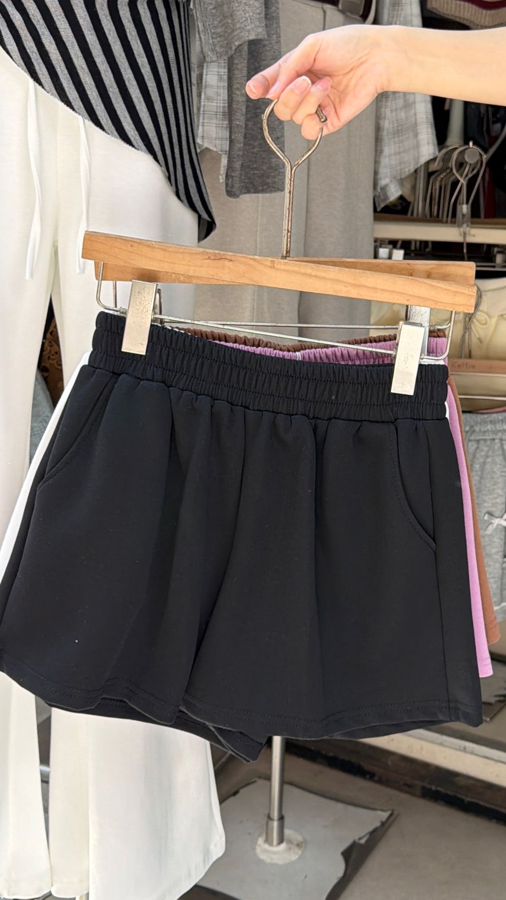 945C1B20-60F9-49DD-8350-99335C96B8C2