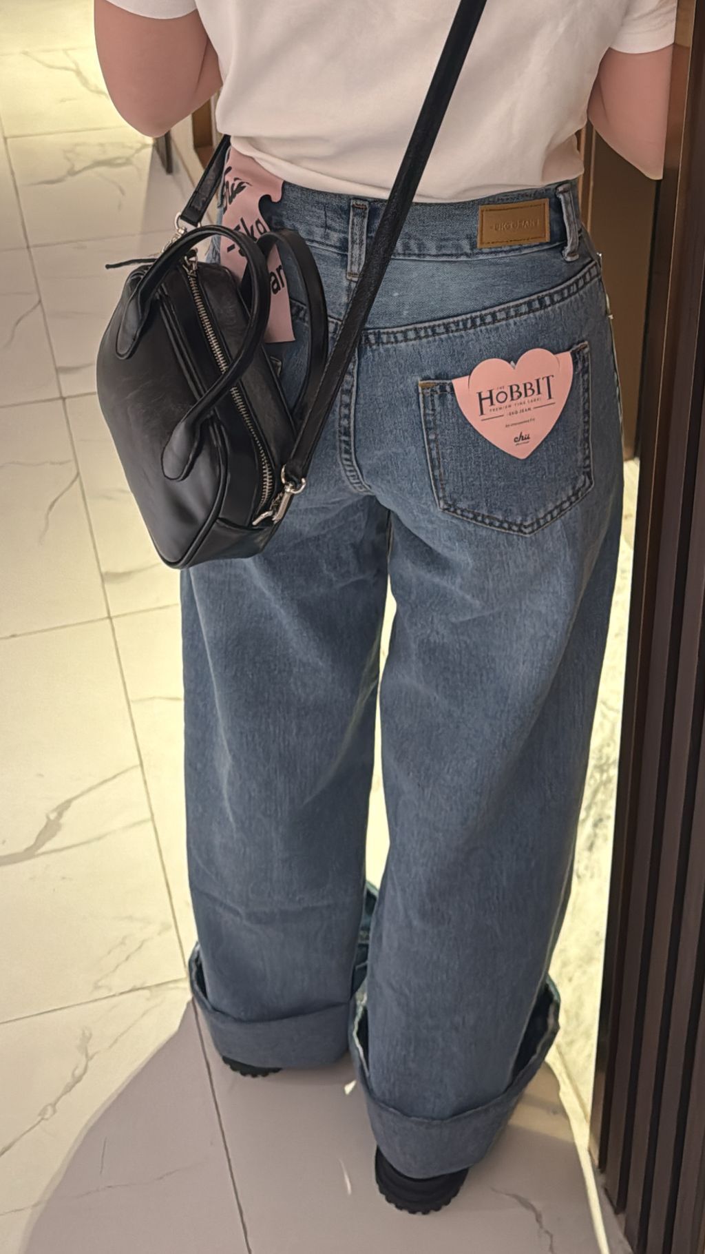 0F2239F3-EF5B-4DD5-B20B-5425FD20CC12