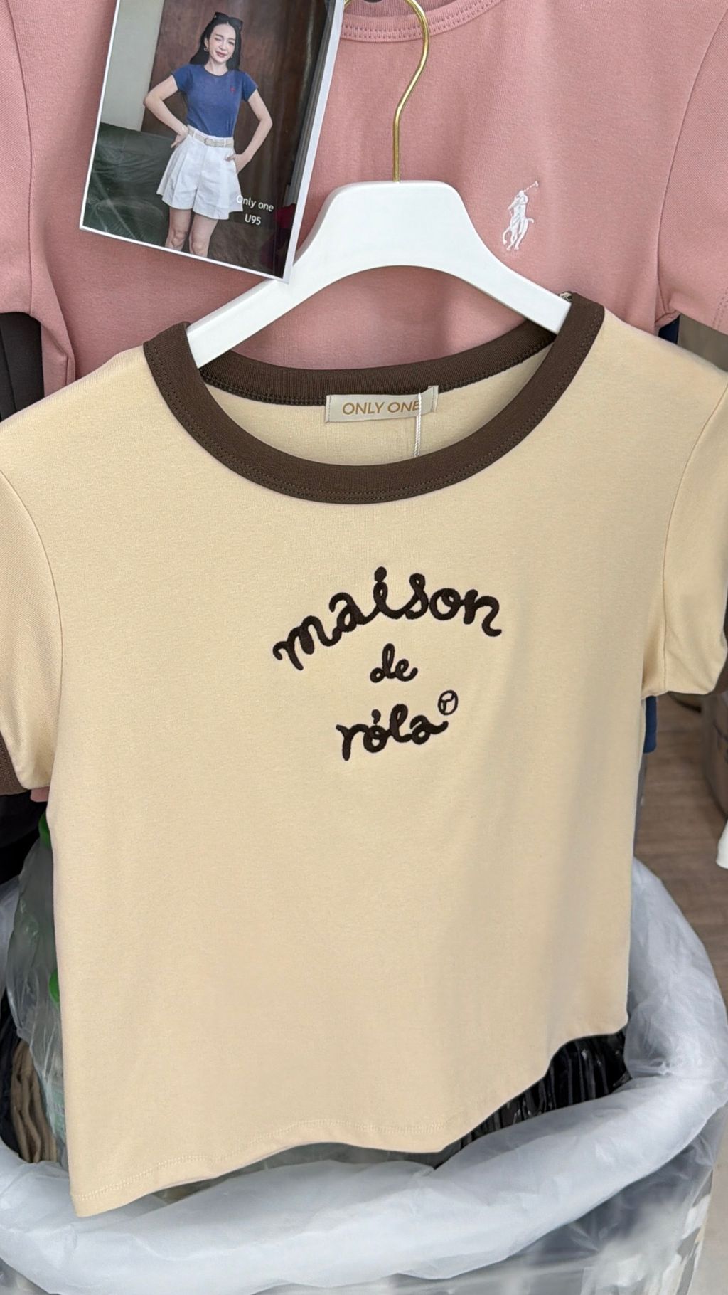 70ED9AD8-0032-4E84-852A-5B8574A64A5C