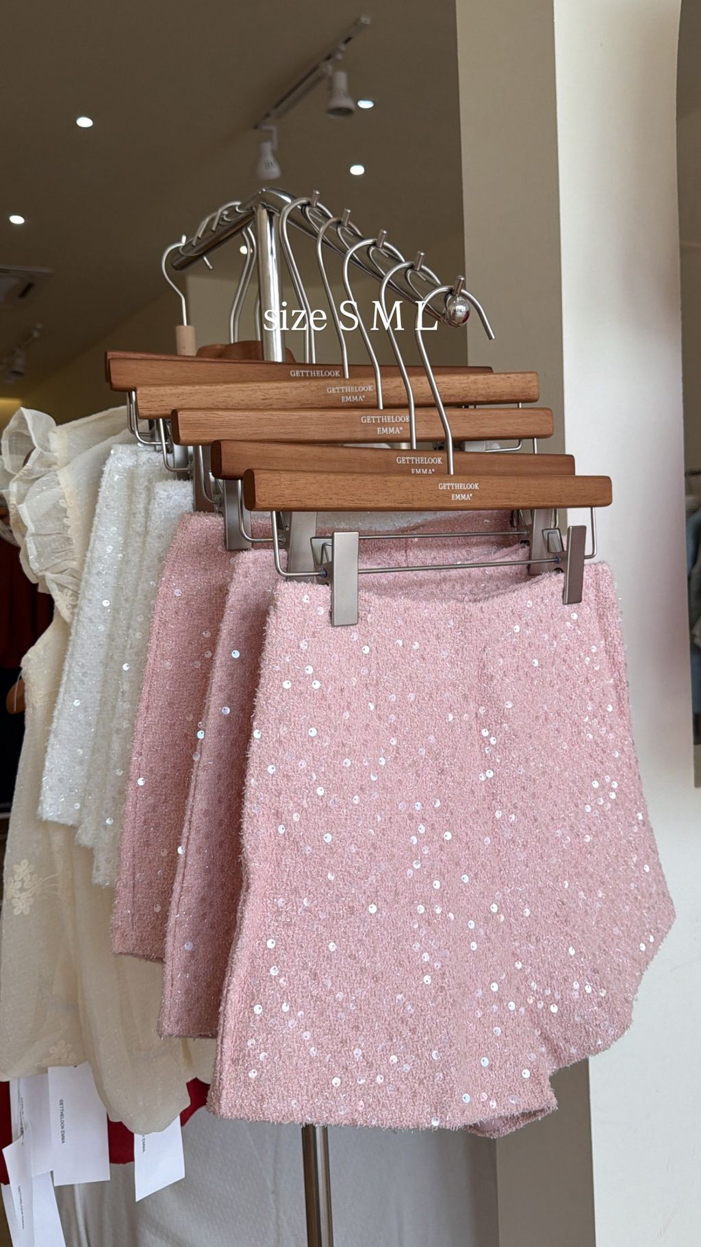 2436063A-F749-403B-9832-DA133EED8D9B