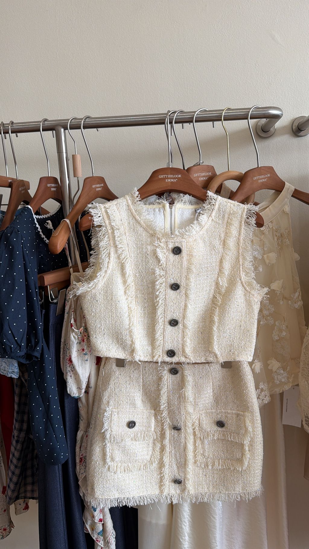 FC0FA484-54A7-4ADA-B861-572B05D01990