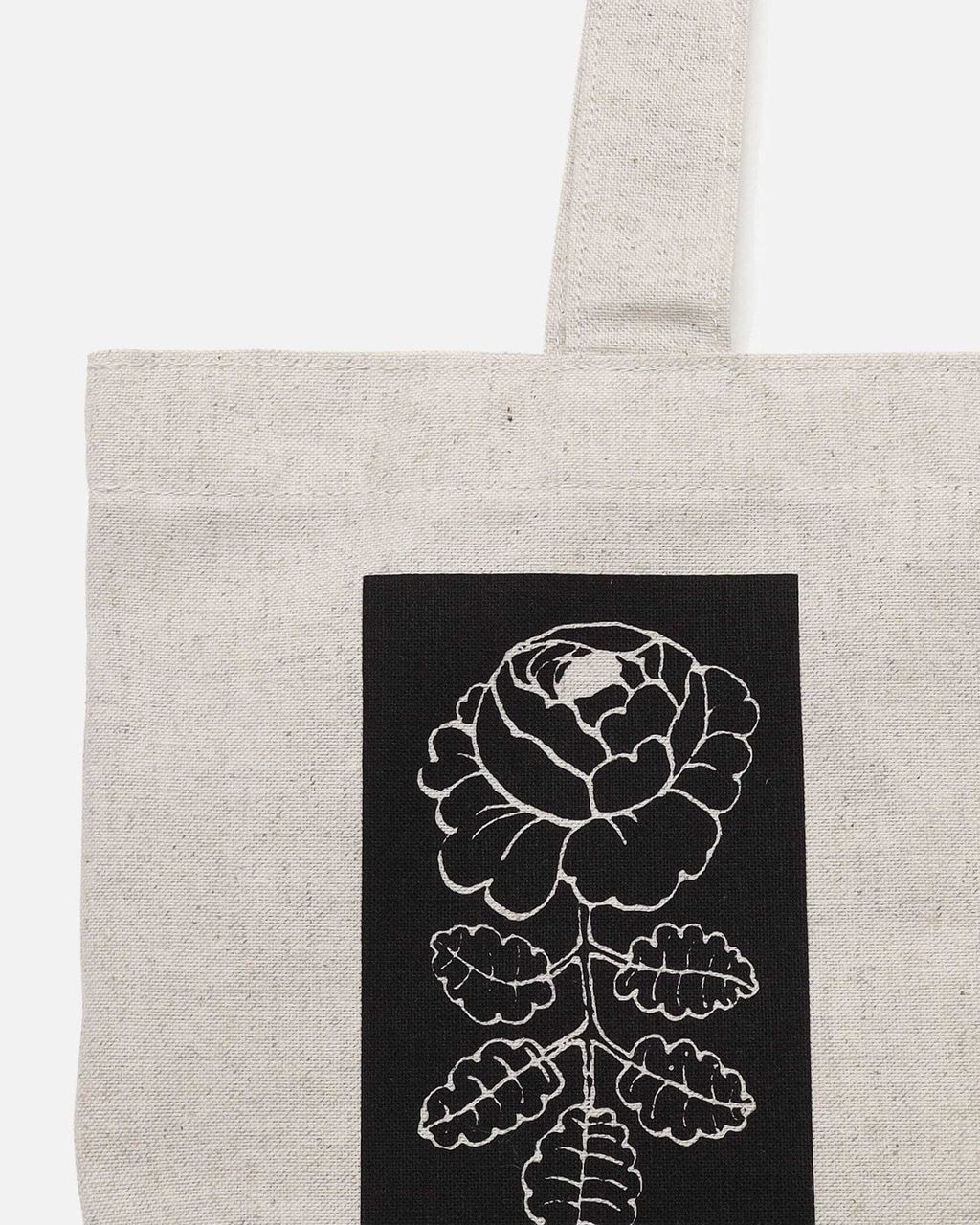 52_1_52269295323_detail_04