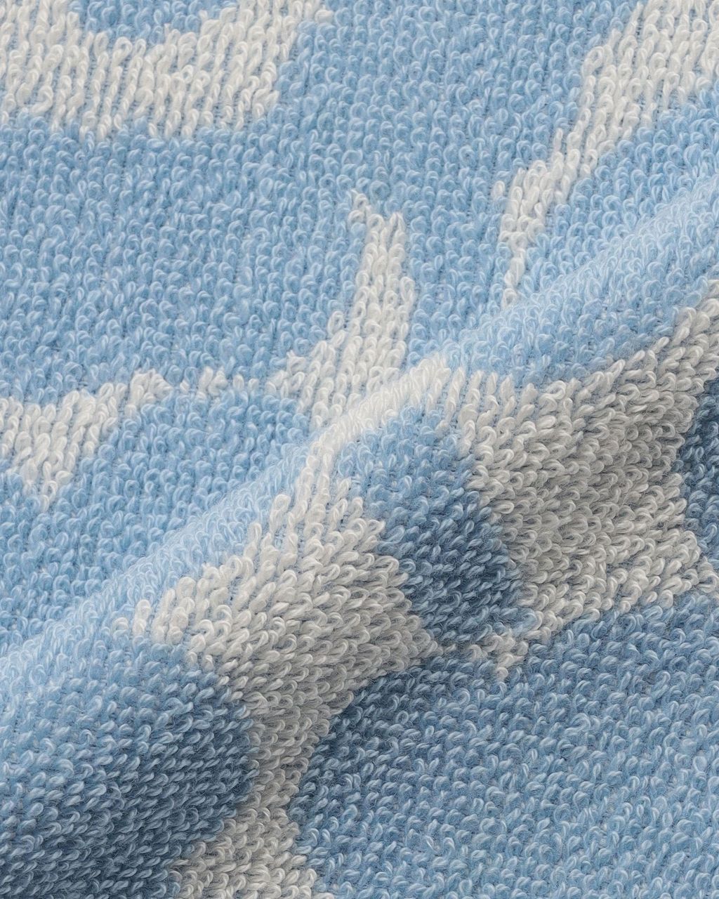 52_1_52269476288_detail_05