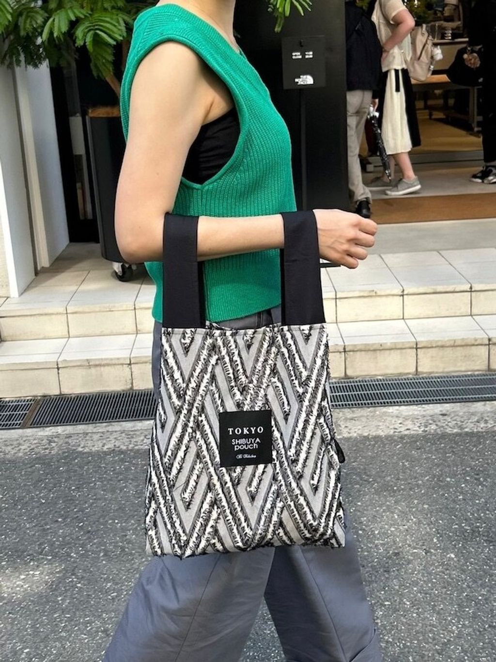 669a3f69f67fd2b96e09f15f24bc013e