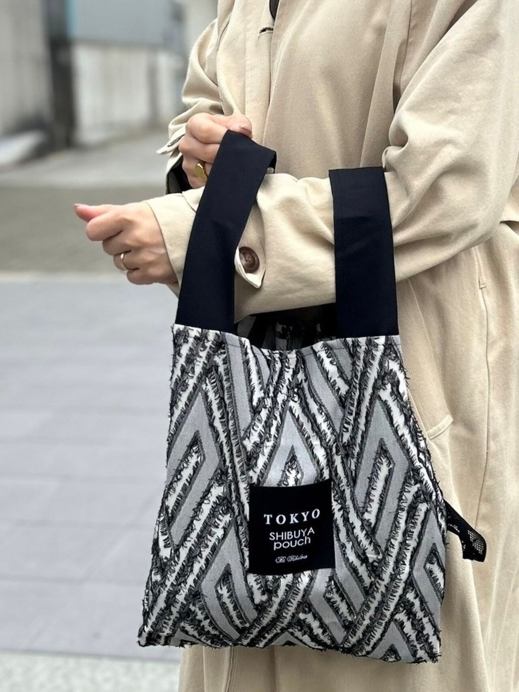 2da47942fc93cc97ac7581f332477d23