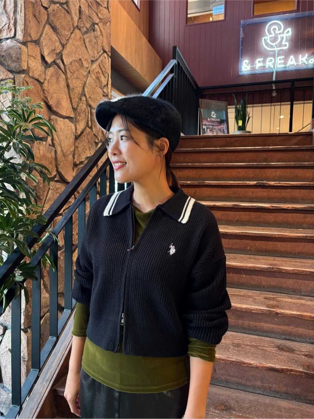 c57f26eb30c1f4a8484a3eb14fae56ed