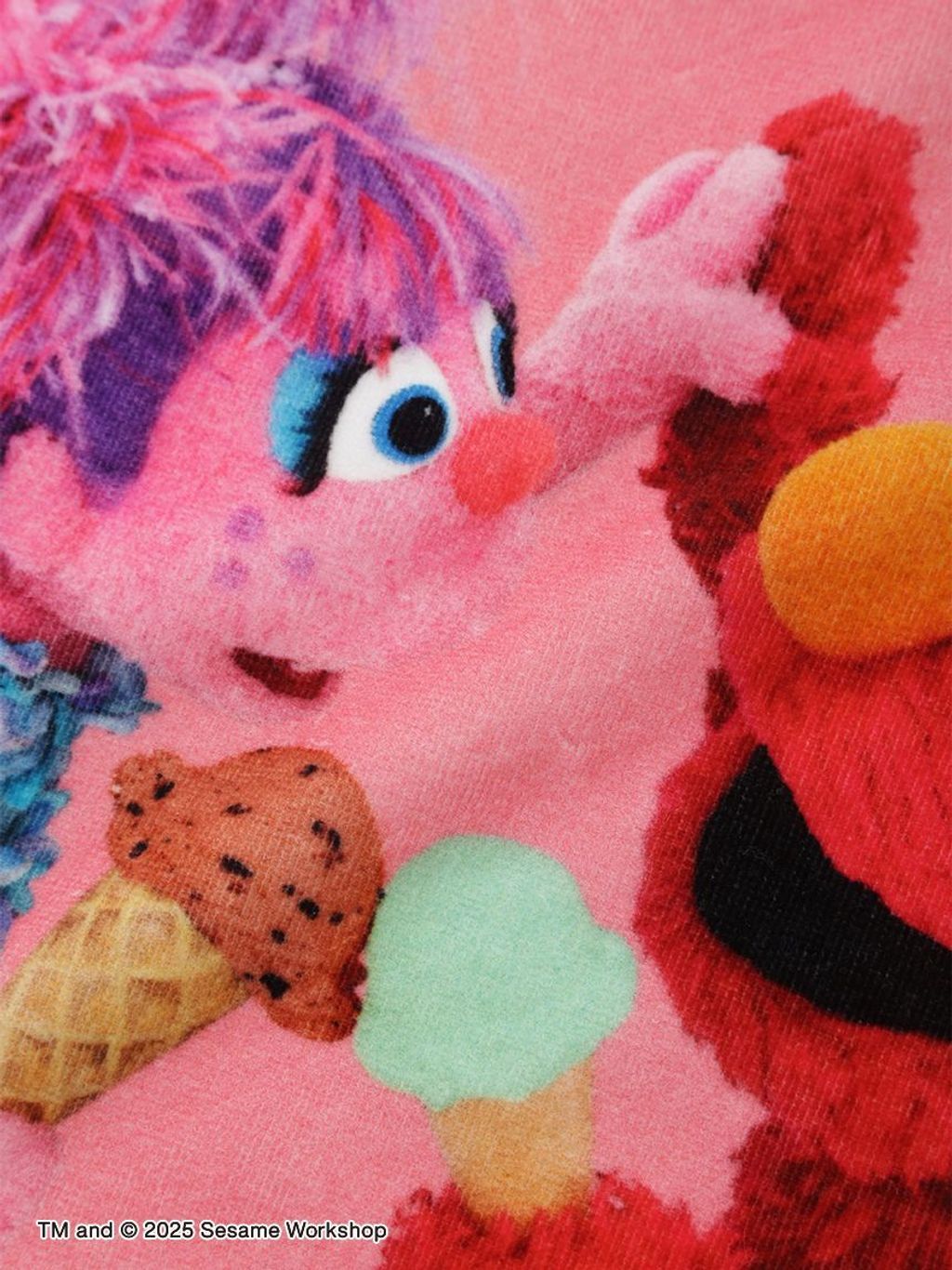 SSMUGG256463_p_24_LL