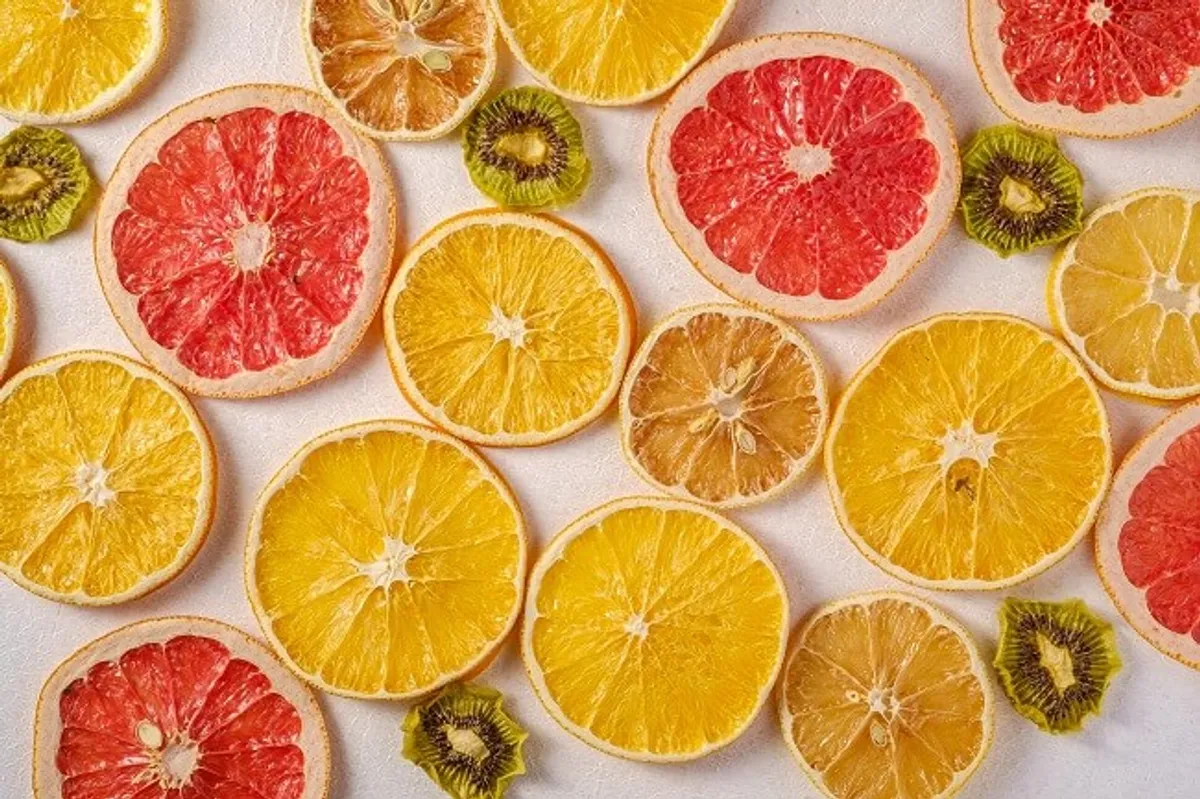 水果乾怎麼做、怎麼挑？水果乾熱量、好處與推薦吃法
