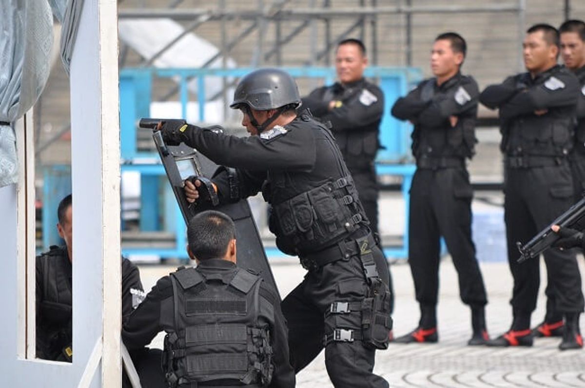 警察和軍人喝黑糖水可消除疲勞，推薦黑糖水給警察和軍人的好處多多！