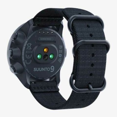 SUUNTO 9 BARO GRANITE BLUE TITANIUM.jpg
