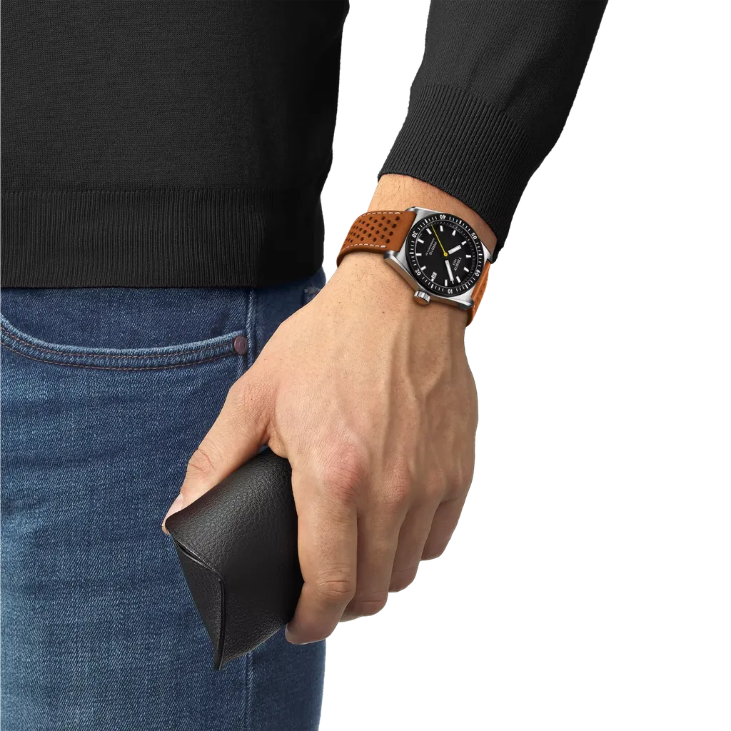 T149-407-16-051-00_WRIST
