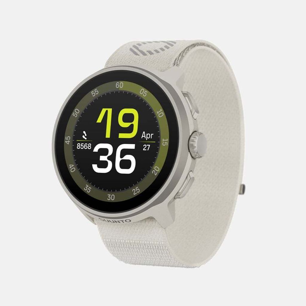 suunto-run-frost-gray-perspective-quarter-1600x1600px