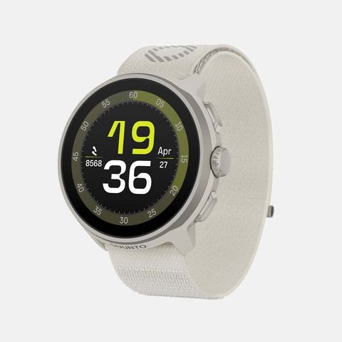 suunto-run-frost-gray-perspective-quarter-1600x1600px