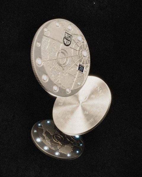 3b.Silver3DBLACK_7d54d689-e7f8-4e20-b757-72dbb770a463_1200x1200