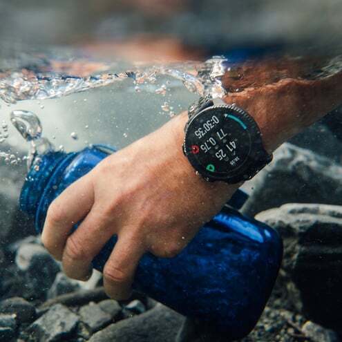 suunto-vertical-2-titanium-black-action-image