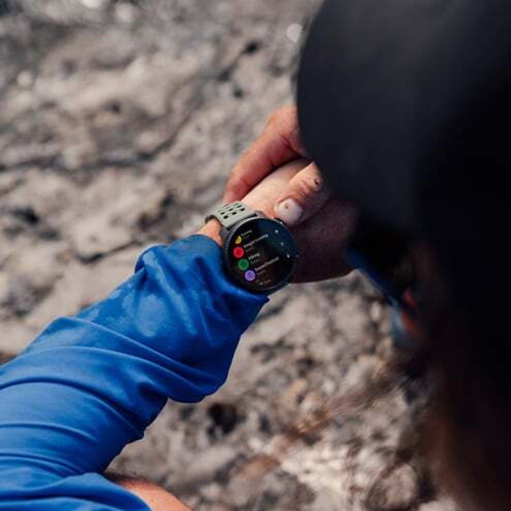 suunto-vertical-2-titanium-sage-action-image