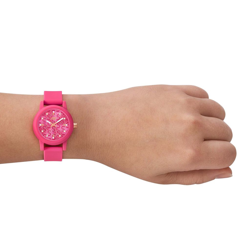 UTPH_JO1651_SKC__0048_SR8102_onwrist