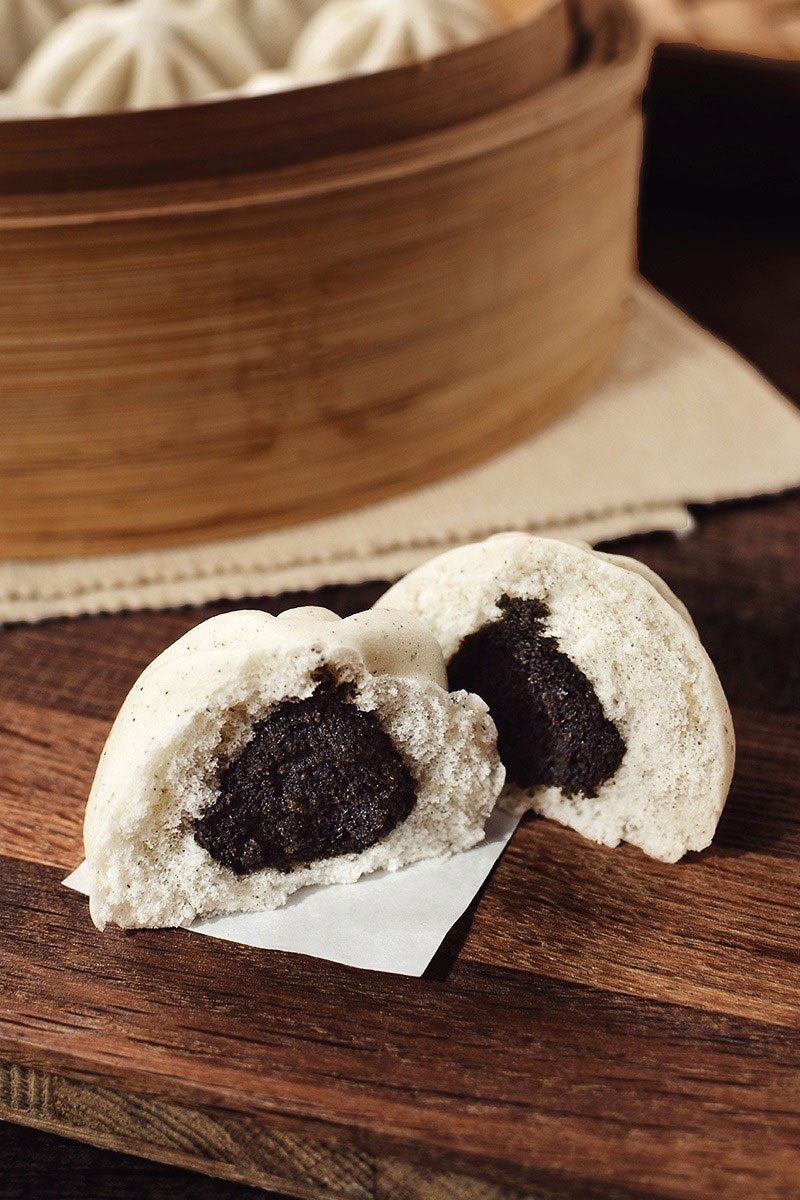 Products-steamed-bun-mini-black-sesame-product-presentation