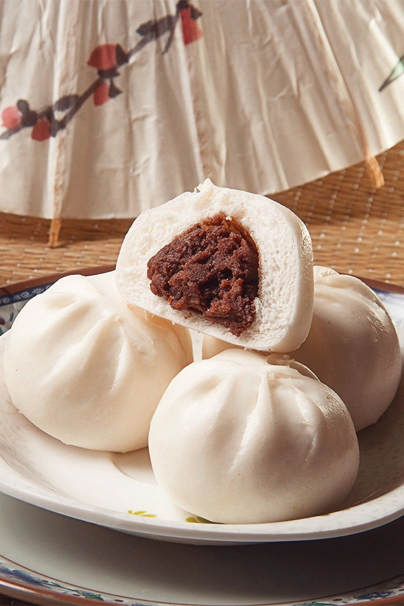Products-Steamed-Bun-Mini-Red-Bean-Steamed-Buns-product-Presentation