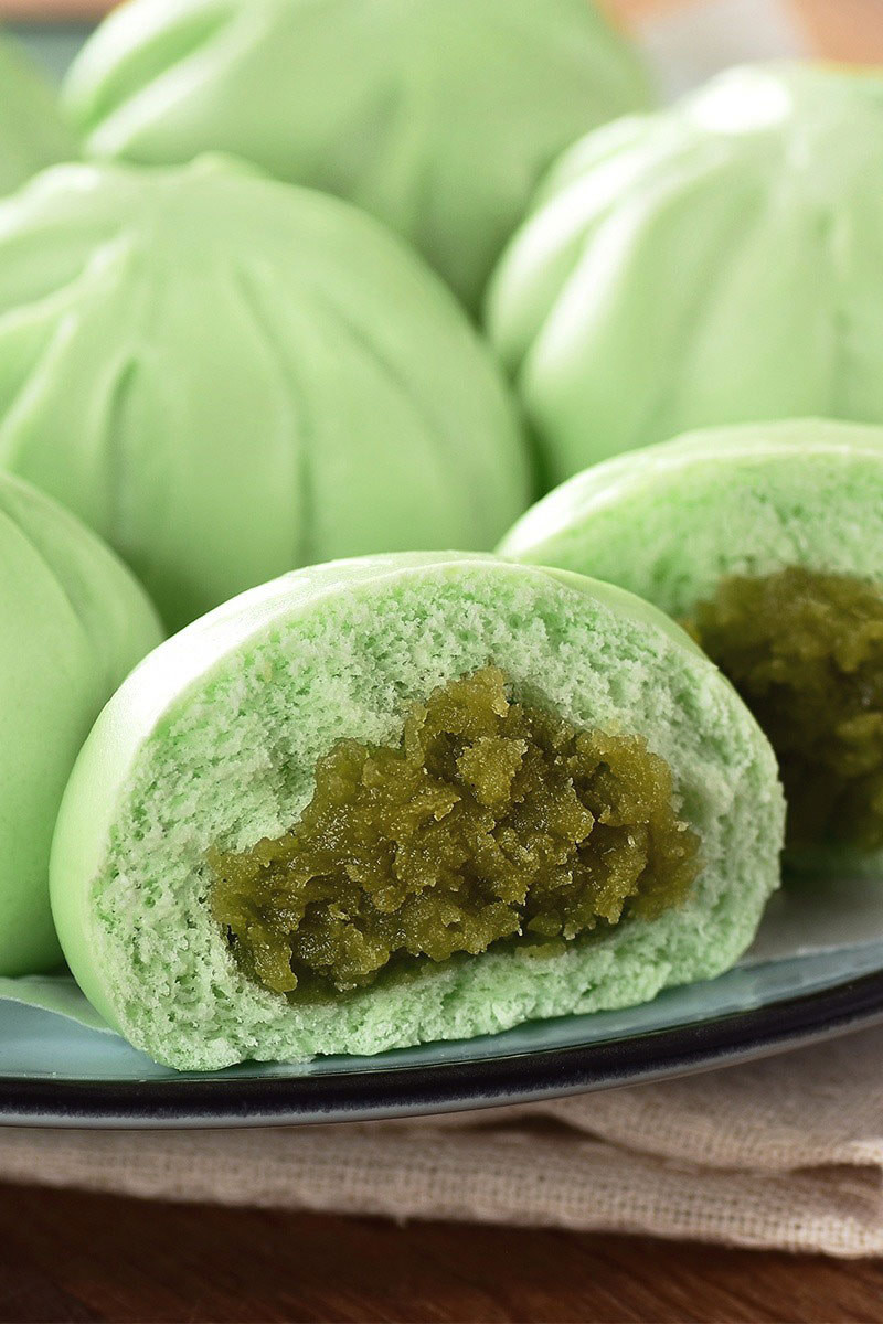 Products-steamed-bun-mini-pandan-coconut-product-presentation