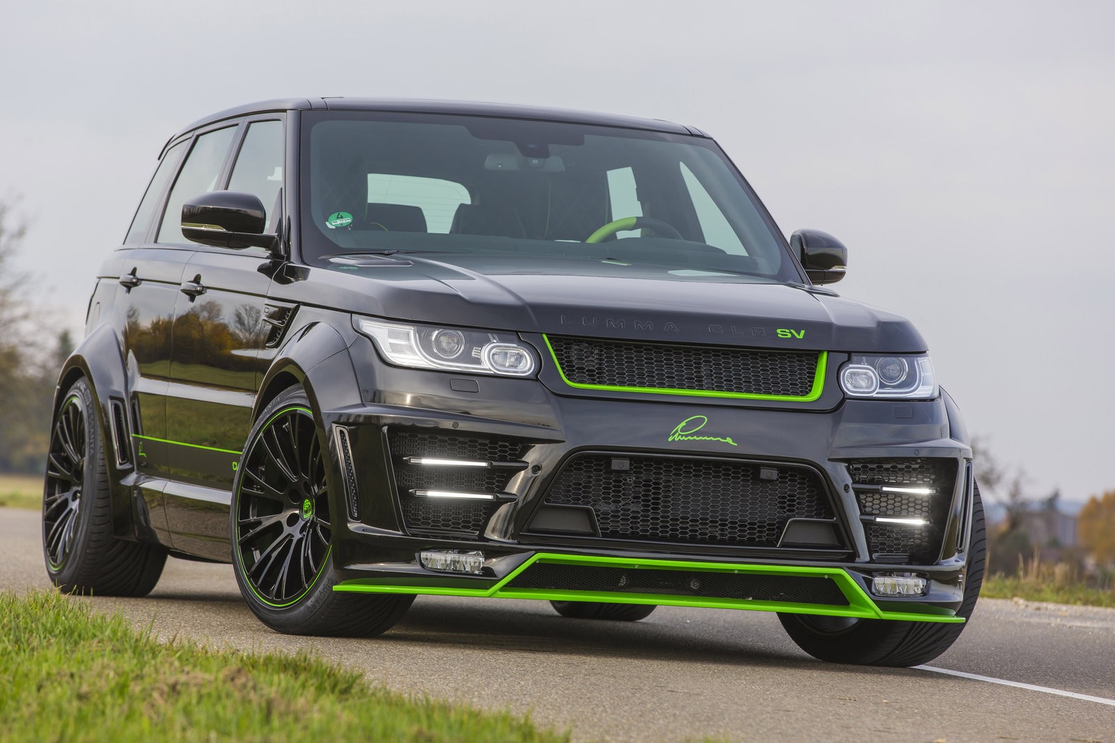 lumma-design-clr-sv-body-kit-for-the-range-rover-sport-comes-with-matching-680-hp-engine_15.jpg