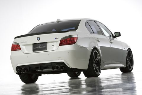 e60_sedan_h_m_06.jpg