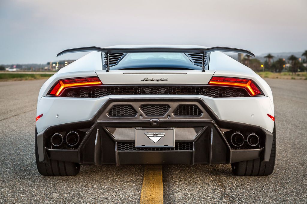 vorsteiner-huracan-novara-v-ff-103-carbon-graphite_27249925783_o.jpg