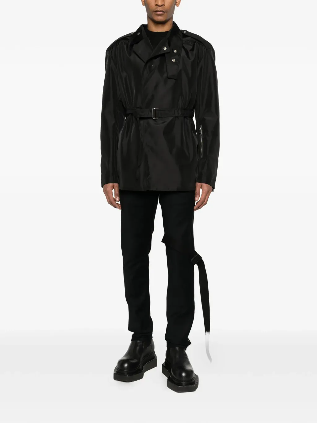 34563062_66015102_2048