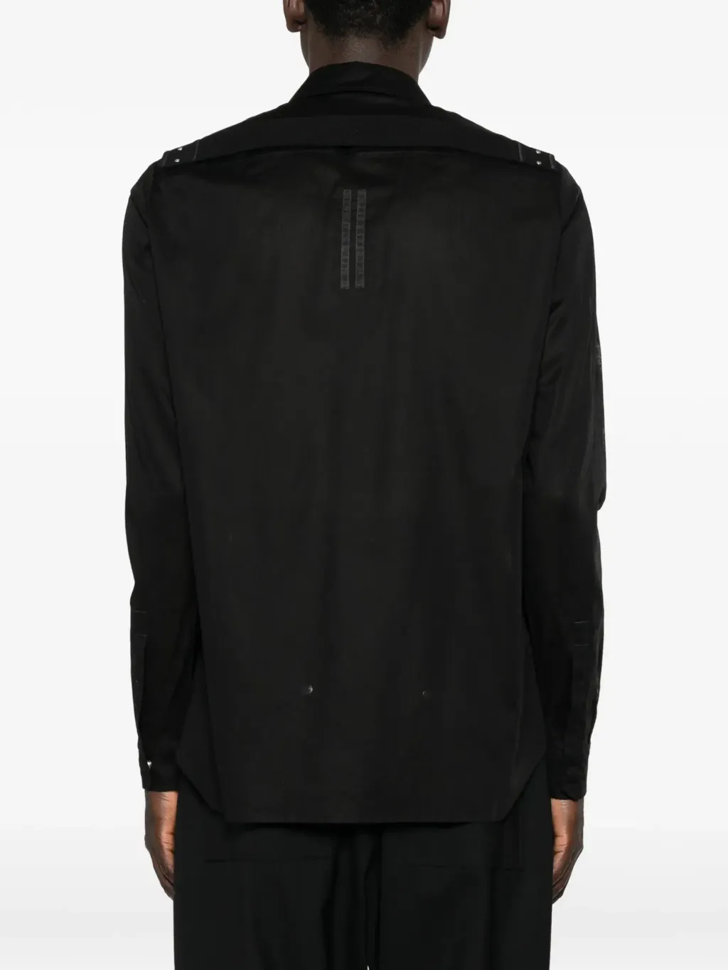 34190845_65384203_2048