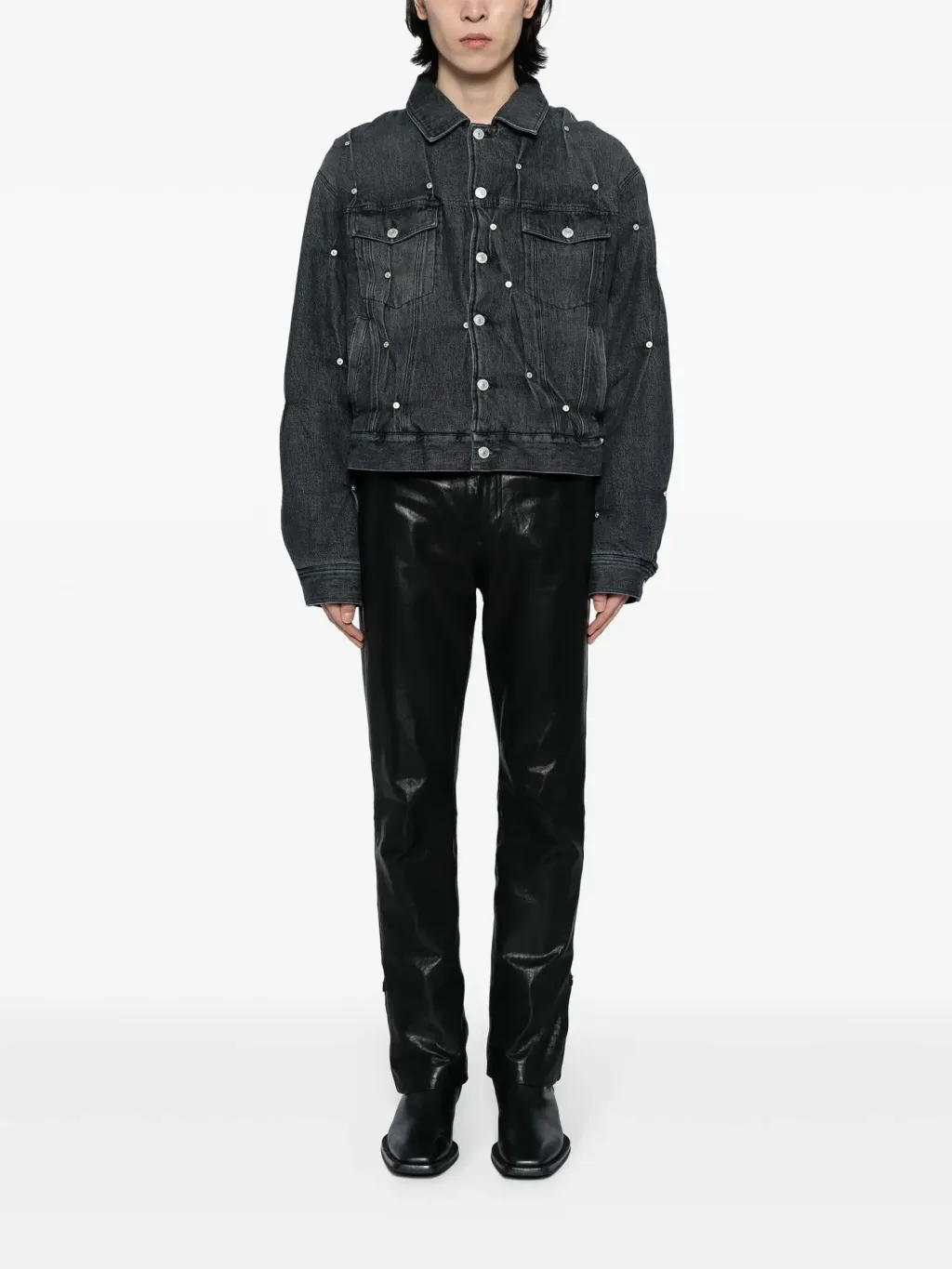 22348595_52254733_2048