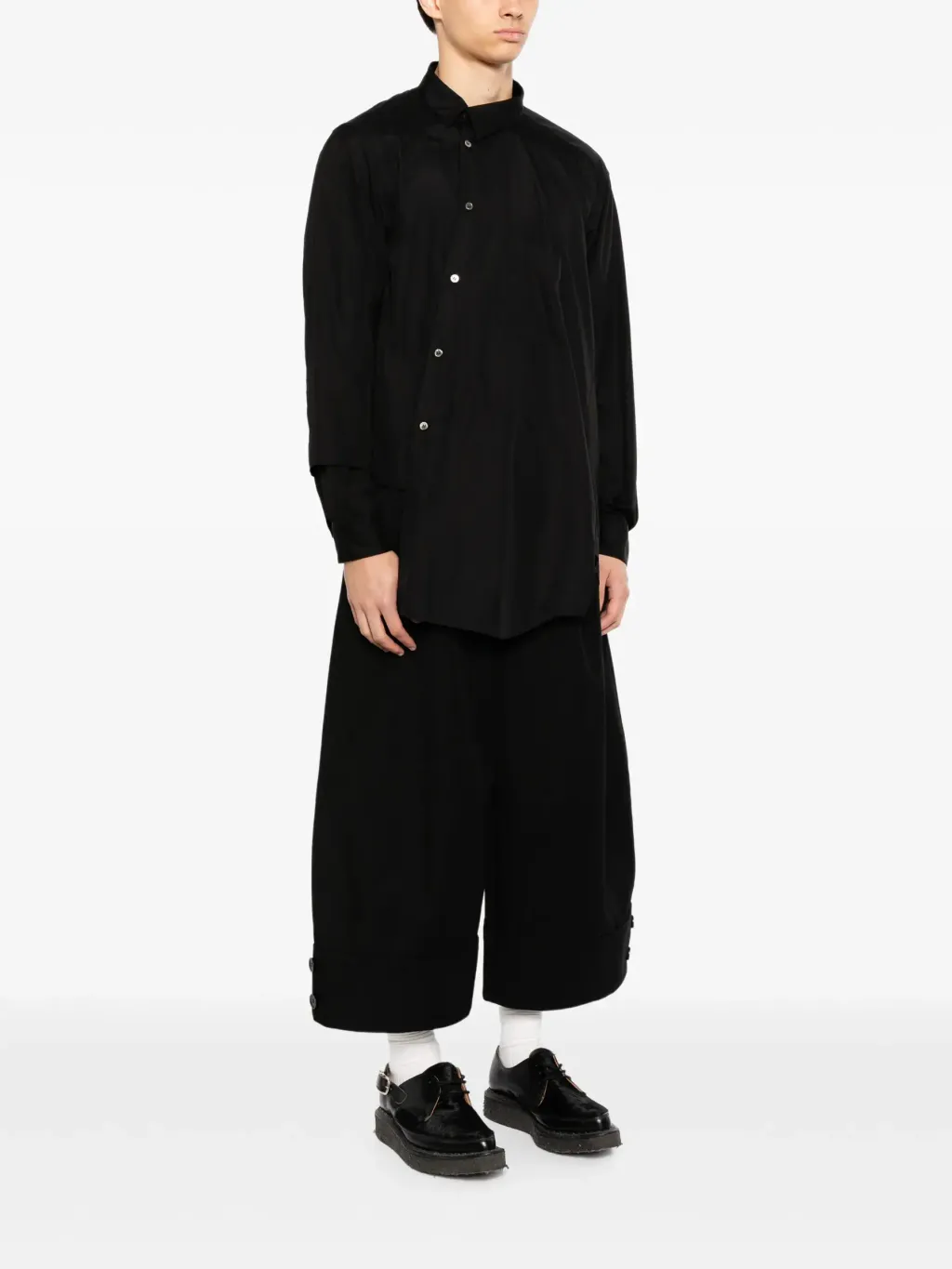 34718298_66176752_2048