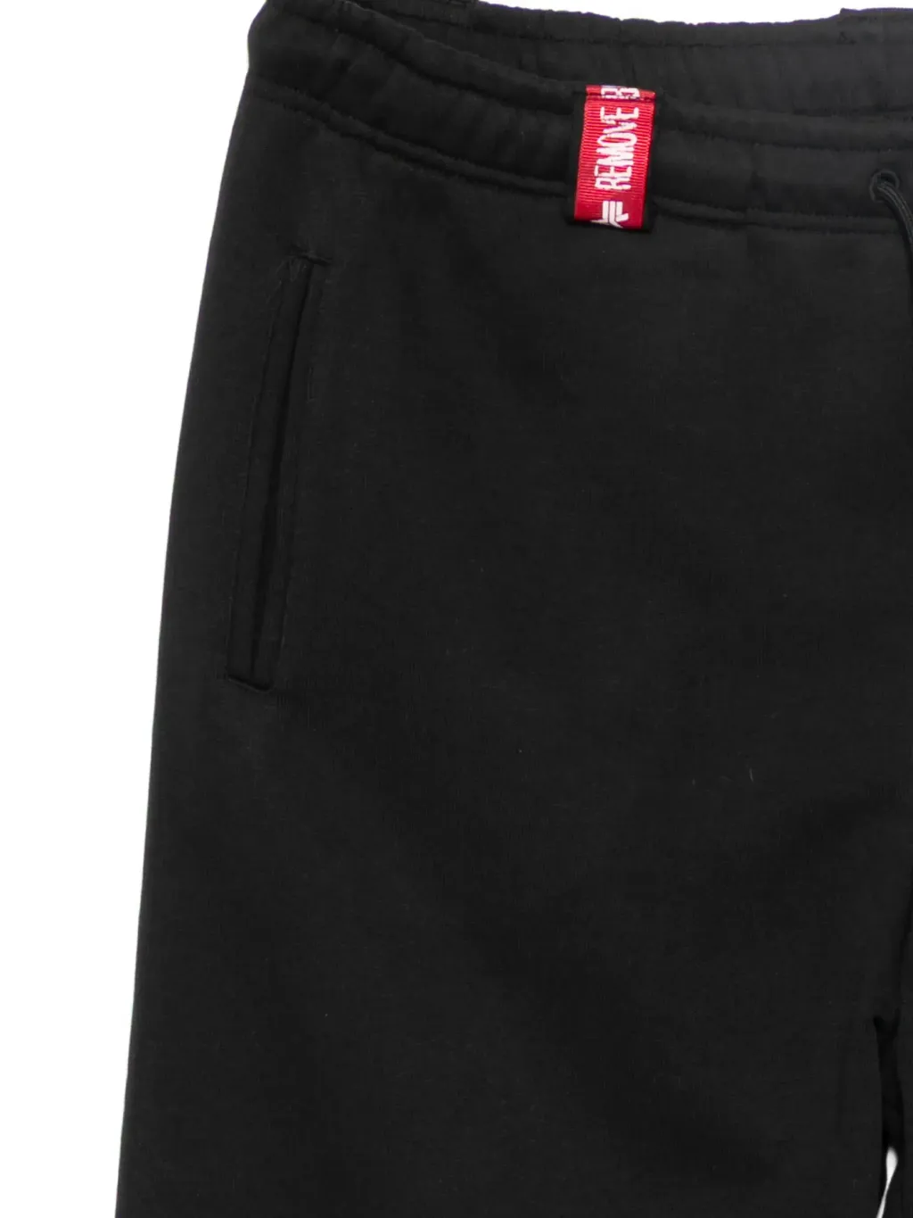 34718303_66032461_2048