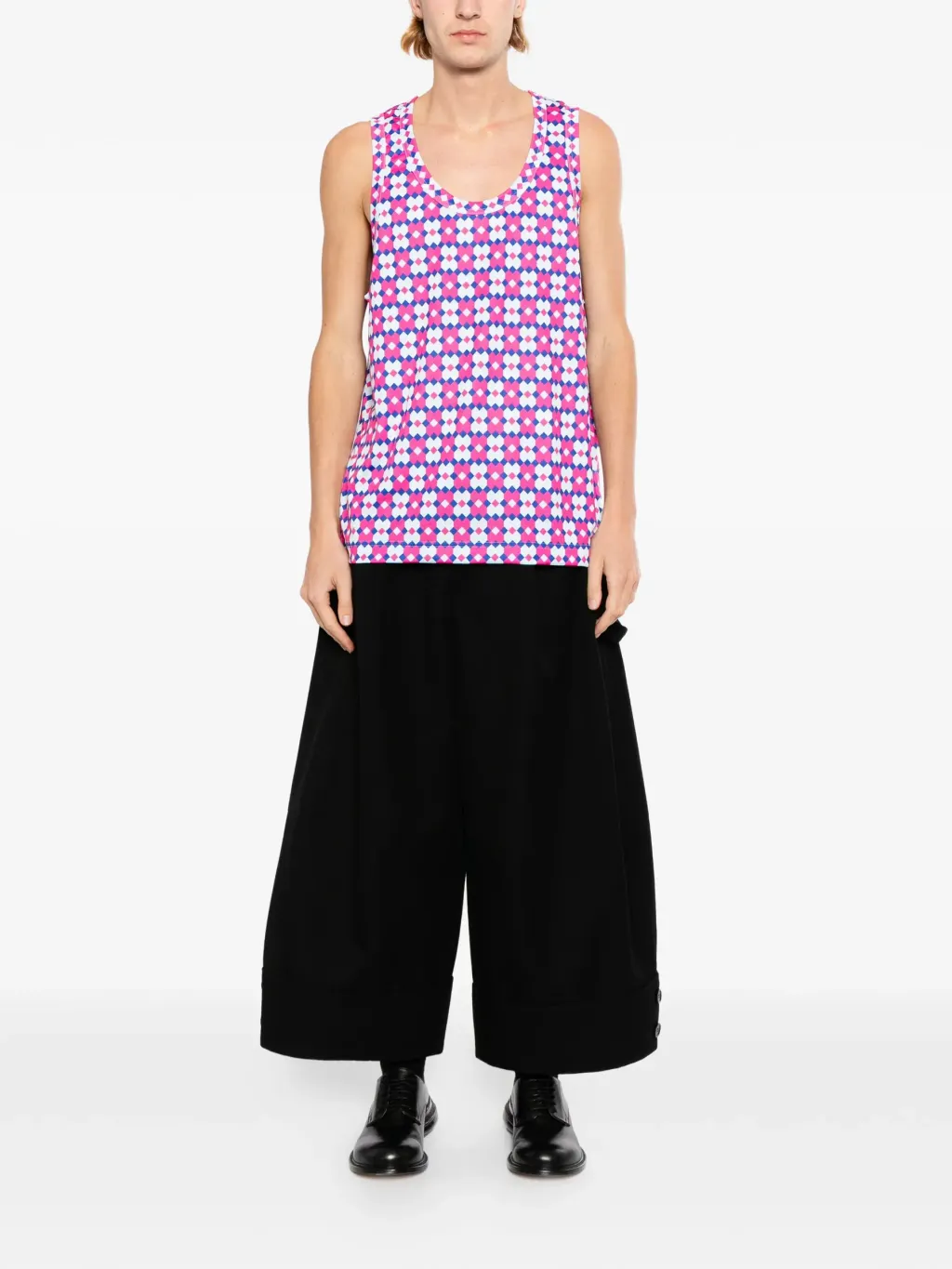 34966988_66479171_2048