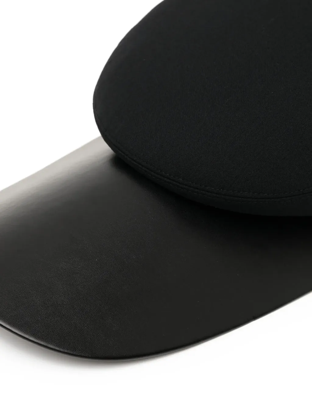 33771376_65086914_2048